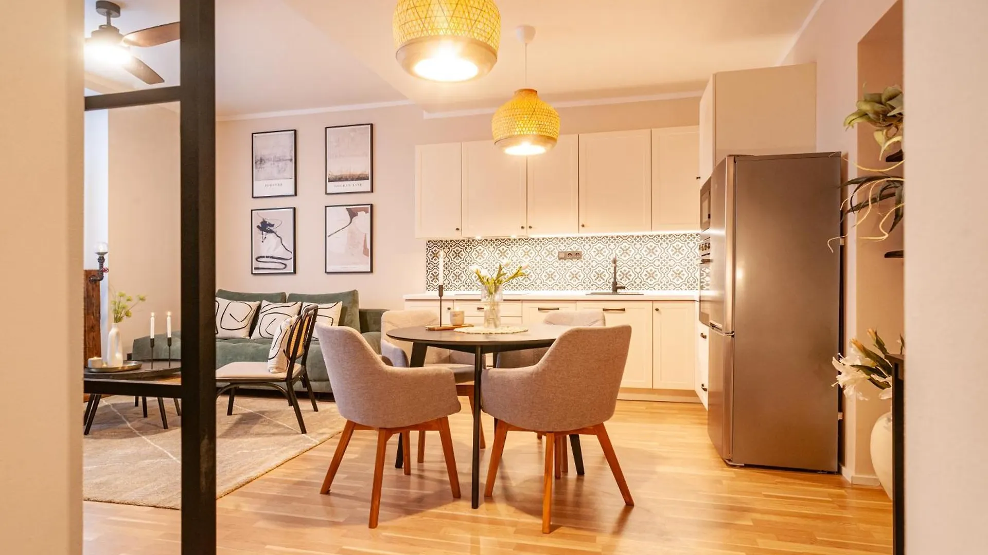 Sting Boutique Apartments Острава