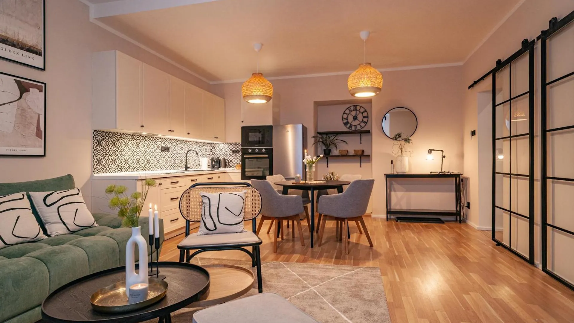 Sting Boutique Apartments Ostrava 0*,