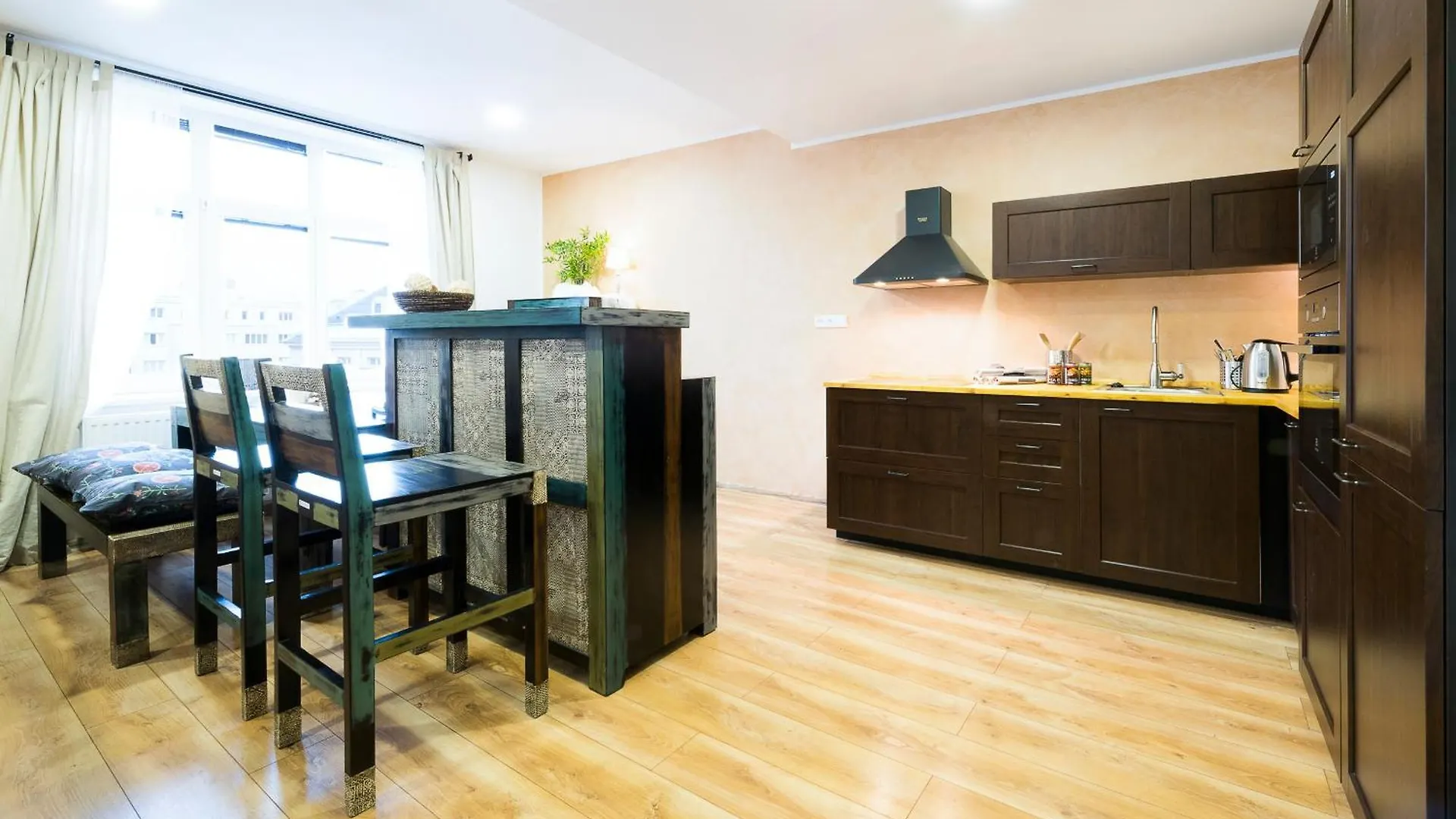 Sting Boutique Apartments Острава
