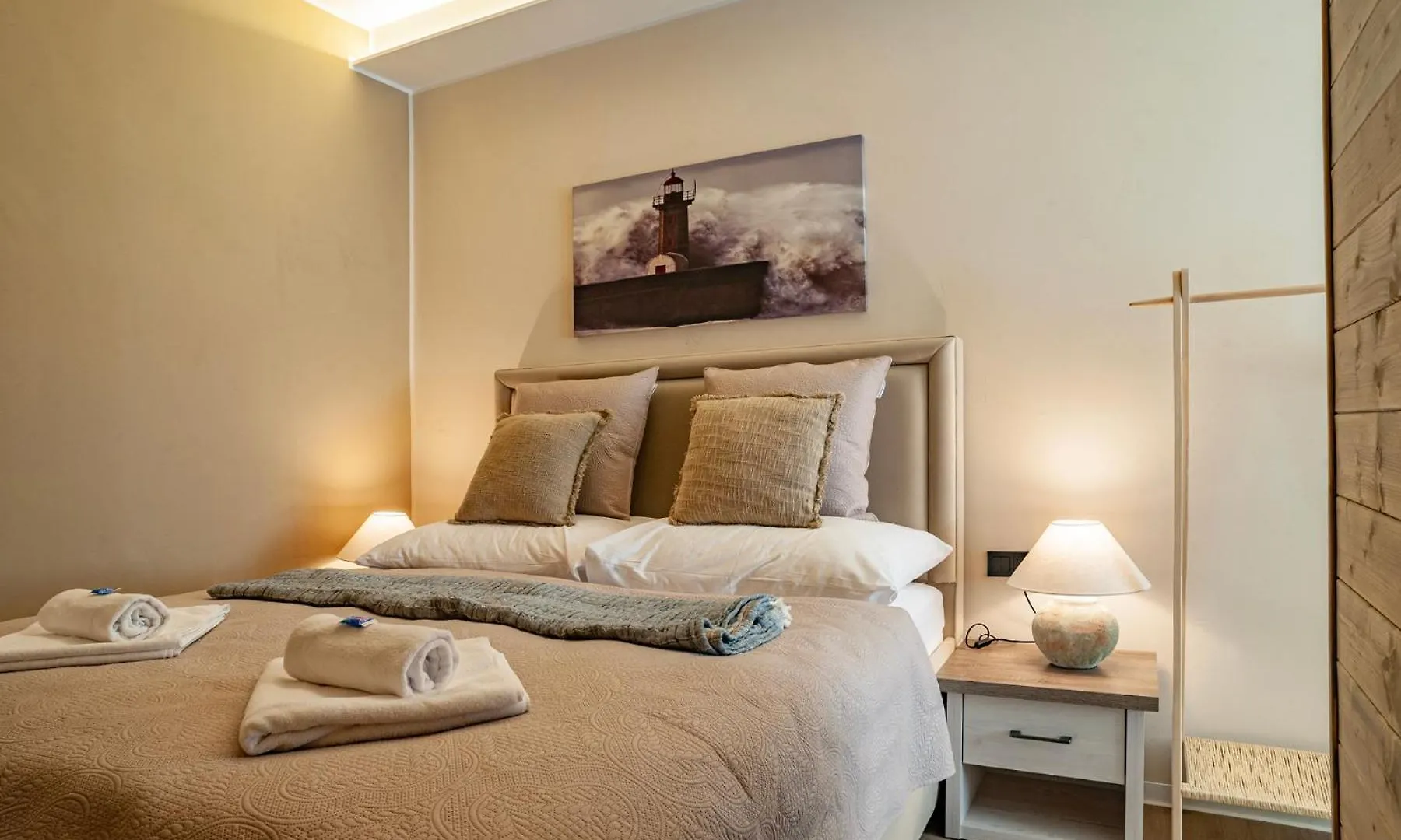 Sting Boutique Apartments Острава